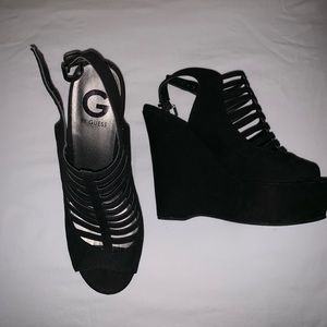 Black Guess wedges